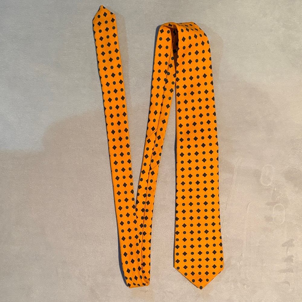 Drakes Vibrant Orange and Blue Patterned Tie